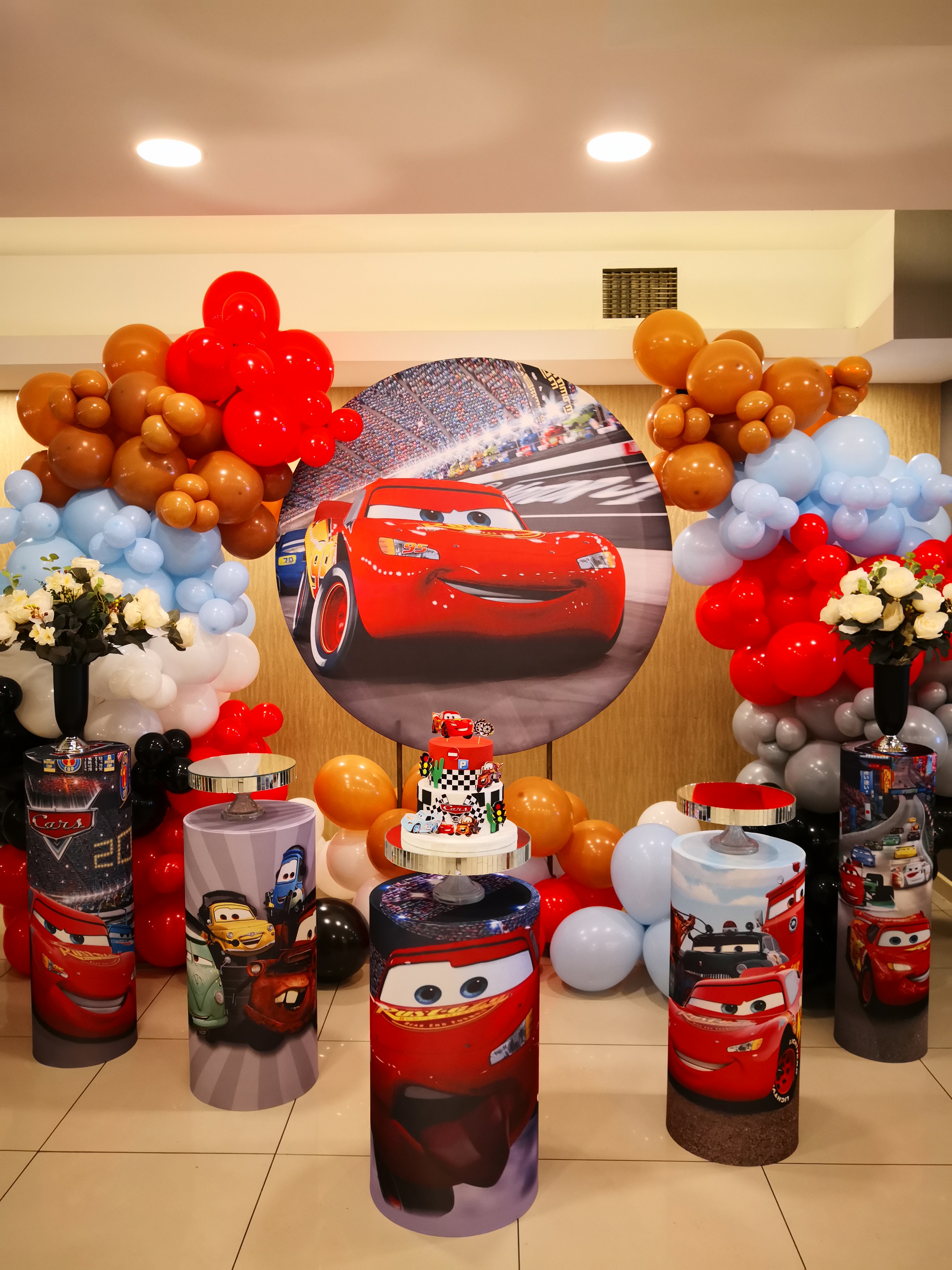 Şimşek McQueen Cars Konsepti